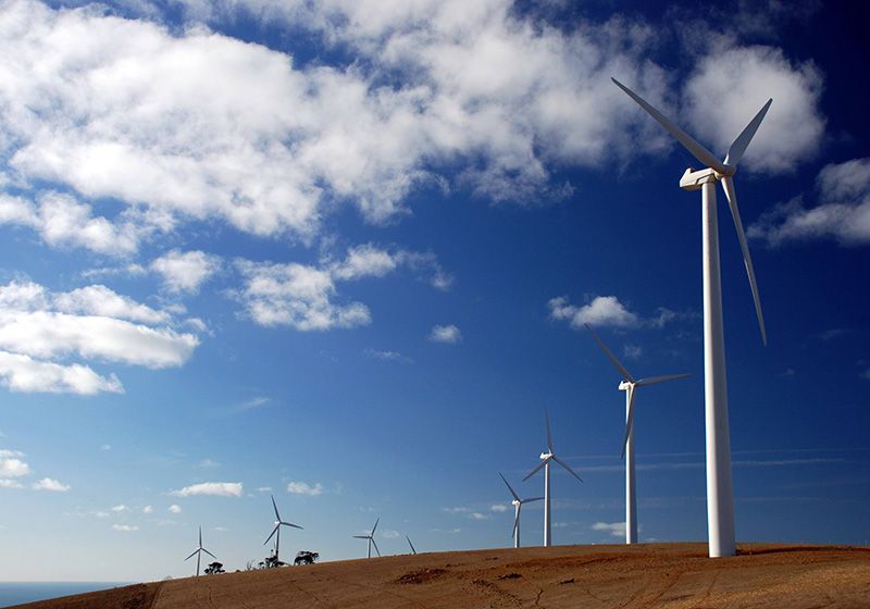 如何根據(jù)電力需求評估風(fēng)力發(fā)電機的成本？